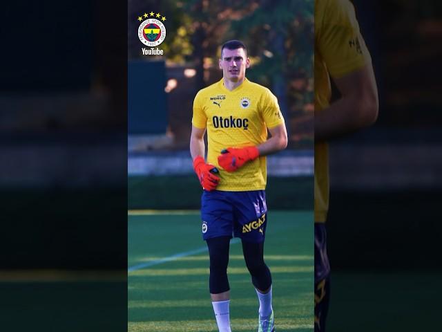 İlk Gün, İlk Antrenman: Dominik Livakovic #training #shorts