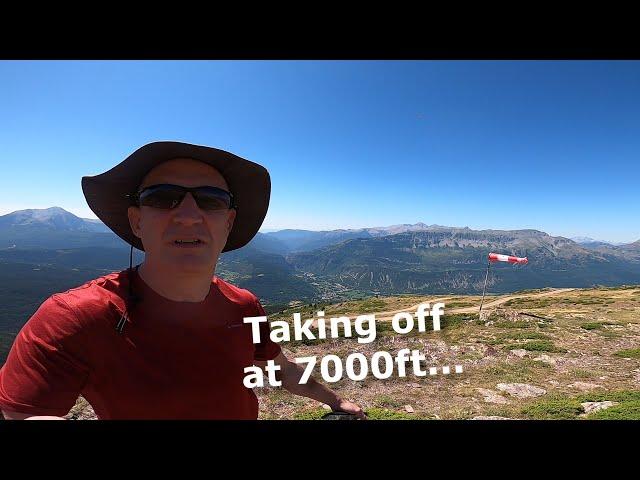 HANGGLIDING - TAKE OFF OVER 7000FT THEN GO UP! PYRENEES - CASTEJON DE SOS