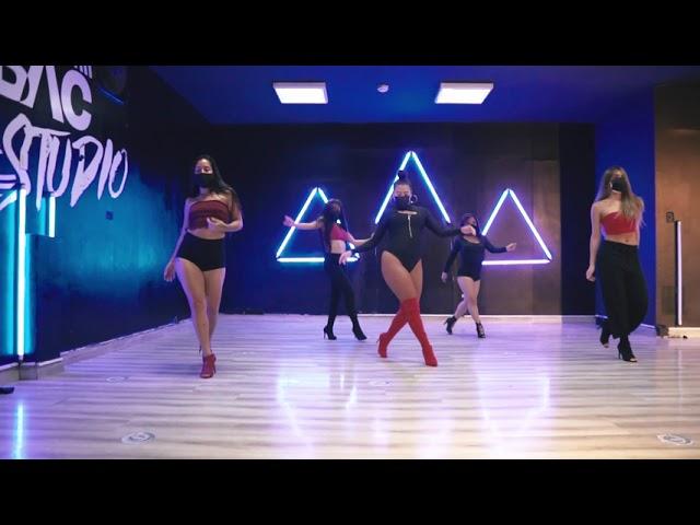 Man! I Feel Like a Woman | Choreography by Vannia Valdivia