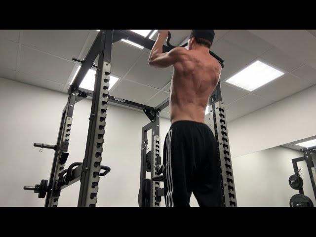 Asmr at gym hitting back + tapping and visual triggers (uncut, lofi)