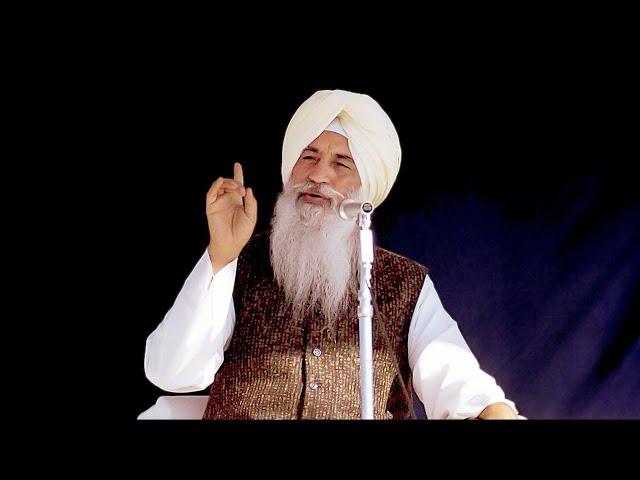 17 Jag Mein Ghor Andhera - Maharaj Charan Singh - Punjabi Satsang - CC