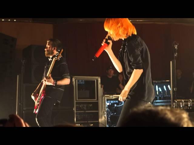 Paramore: Miracle (Live)