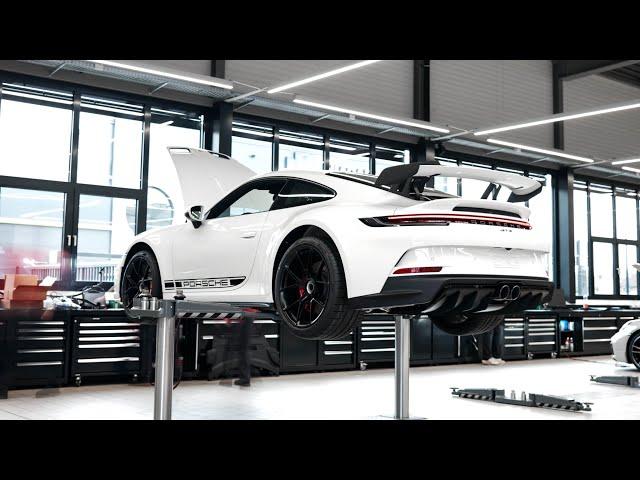 Porsche Manthey Stützpunkt - Umbau Porsche 911 GT3 (992)