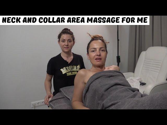 Neck and collar area massage for me