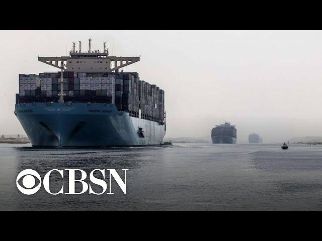 WorldView: Container ship stuck in Suez Canal