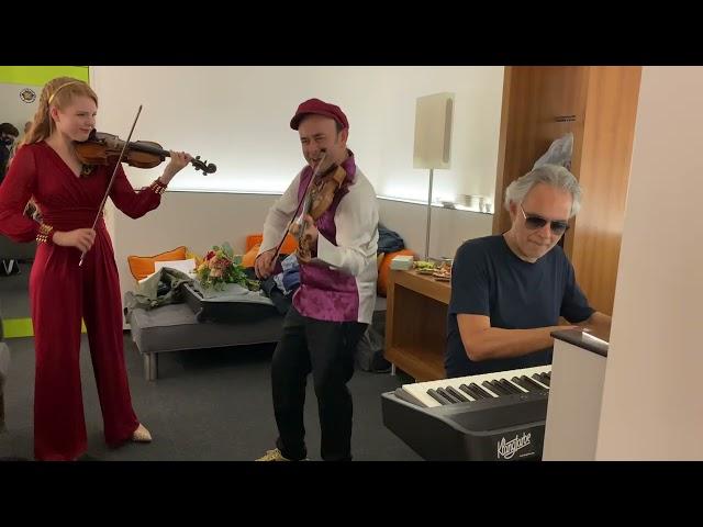 Aleksey Igudesman & Andrea Bocelli Backstage Jam - Czardas