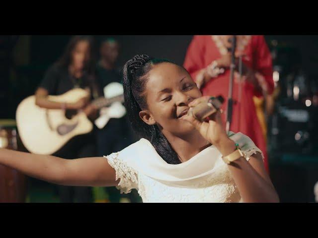 Alvella Muhimbare - Umubavu Ft Pin Pajo (Official music Video)