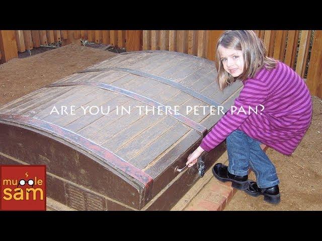 6 Year Old Sophia and 4 Year old Bella in YOU IN THERE PETER PAN? England Trip on Mugglesam