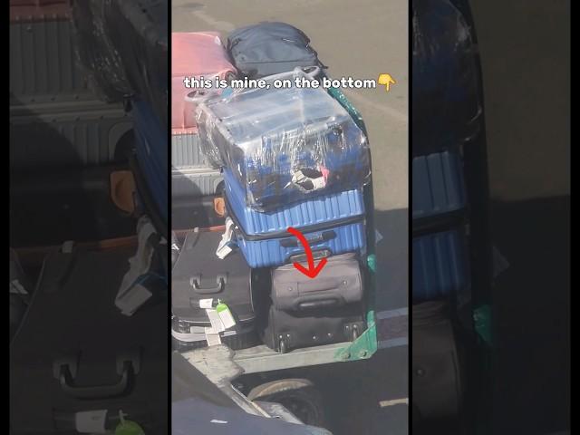 How airport baggage handler keep your baggage 