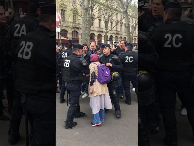 Journalist assaulted during Paris rally