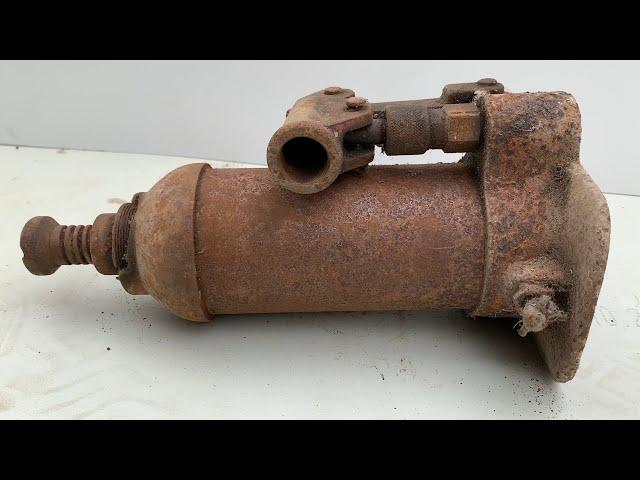 Restoration Old Rusty Hydraulic Jack // 70 Year Old Blckhak Hydraulic Jack Restorations Skills