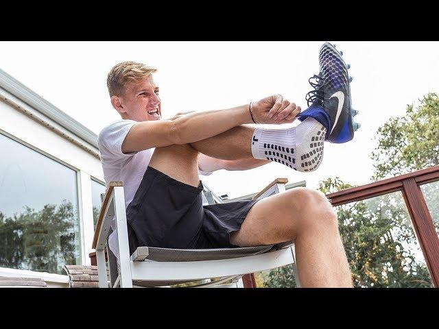 How to Put on Shoes with the Sock!