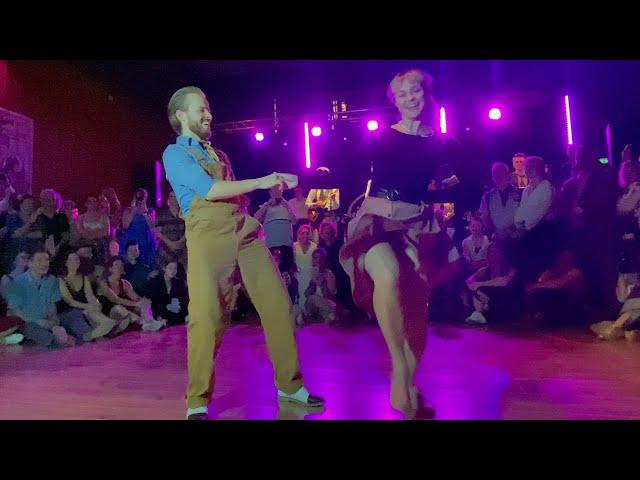 COUPLE DANCE IMPROV - Sondre & Tanya