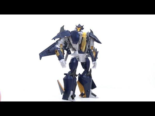 Video Review of the Transformers Prime (RiD) Voyager Class: Dreadwing