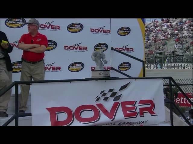 2010 NASCAR Dover Truck Race Restart with 4 Laps To Go