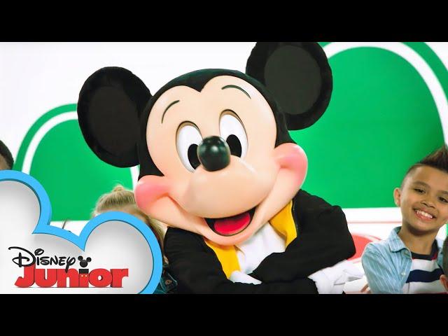 Hot Dog Dance  | Music Video | Mickey Mouse Mixed-Up Adventures | @disneyjr