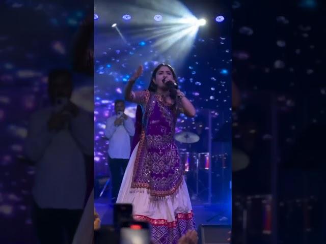 Geeta rabari in USA#geetarabari #gamansanthal#gujaratisinger #kinjaldve#mansikhumavat #garba #mataji