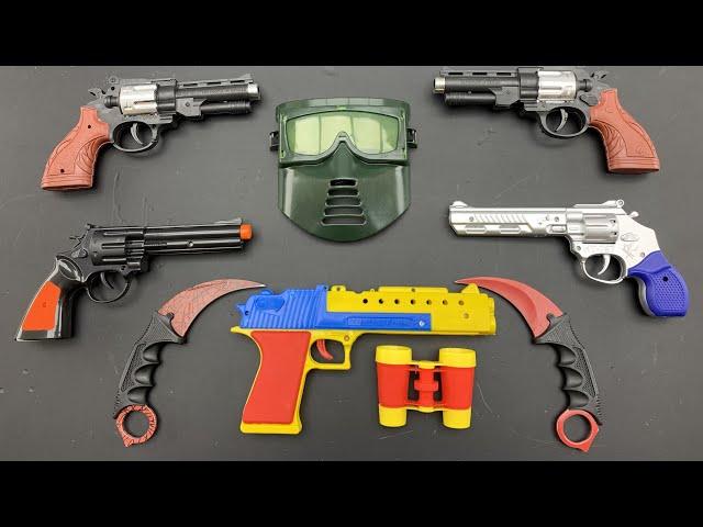 Colorful Toy guns! Dangerous Bead Throwing Guns, And Karambit Blades