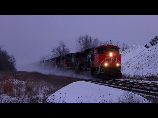 CN M396 - CN 8870 East at Princeton