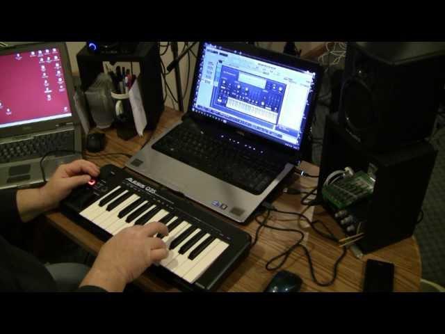 Alesis Q25 USB MIDI Keyboard Unboxing & Review