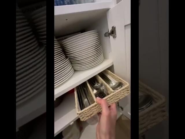 Хранение посуды #лайфхаки #lifehacks #организацияпространства #кухня #организаторпространства