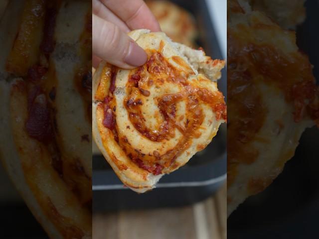 Pizza Schnecken mit nur 6 Zutaten  einfach backen #mrsflury Snack Pizzaschnecken Rezept