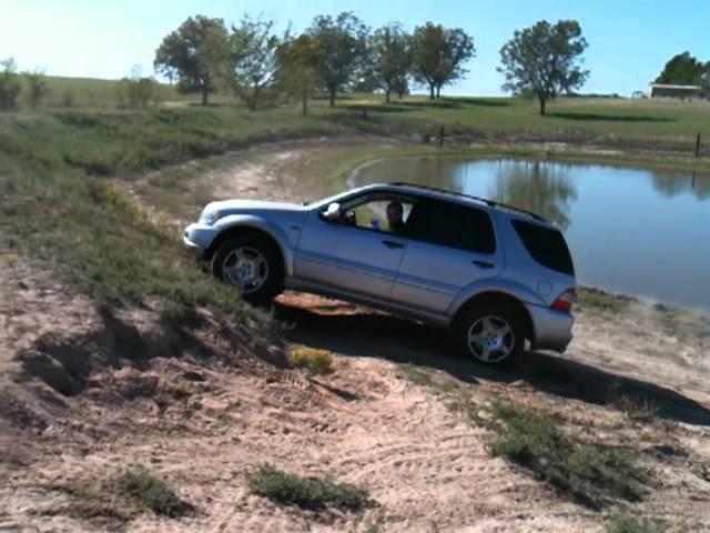 ML55 AMG off roading