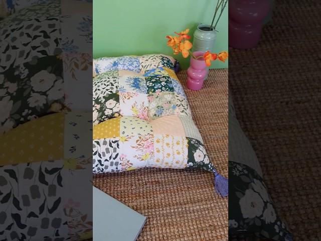 DIY Lazy Pillow! #agf #AGFAYearInPetals #quiltingcotton