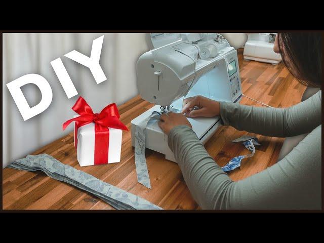 Cross Back Apron Beginner Sewing Tutorial - Simple Handmade Gift