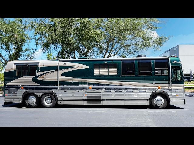 TOUR AND TEST DRIVE IN A PREVOST LIBERTY COACH NON SLIDE FOR $99,999!!