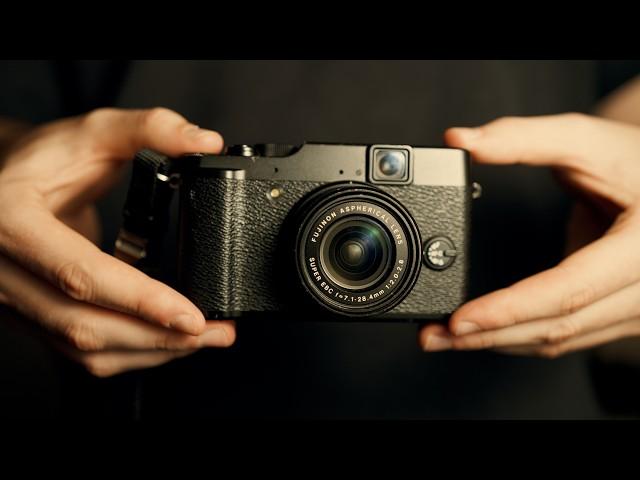 Fuji X10 in 2025. The Best Travel Camera?