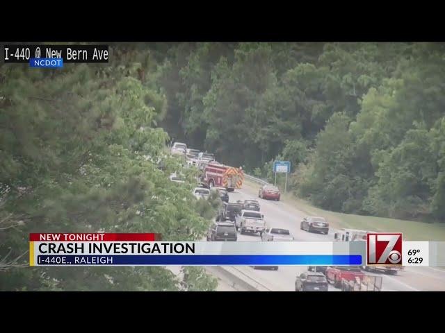 5-car crash in Raleigh closes I-440 lanes for nearly an hour