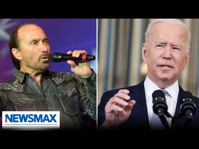 Lee Greenwood responds to President Biden replacing him on the Arts Council