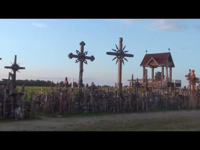 Fervor Catolico en Lituania - Colina de las Cruces