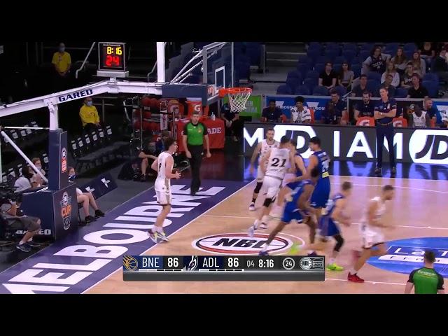 Victor Law with 22 Points vs. Adelaide 36ers