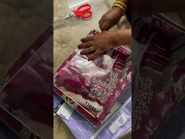 Pakistani suit unboxing from Meesho #meesho#sale #pakistanisuit #unboxing#review #meeshoreview #haul