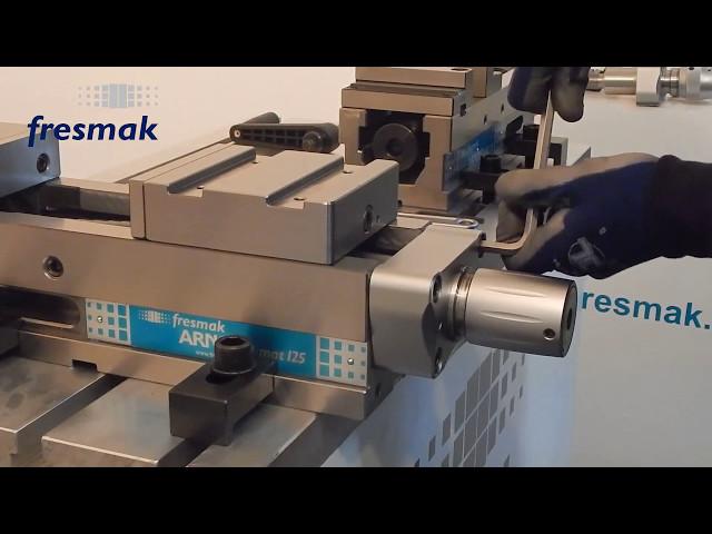 Assembling and dismantling of the spindle onto an ARNOLD MAT Mechanical vice