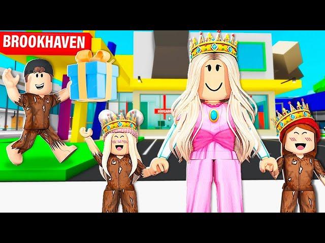 AS PRINCESAS FINGIRAM SER POBRES PARA AJUDAR O MENINO ORFÃO no BROOKHAVEN : Historinhas de Roblox