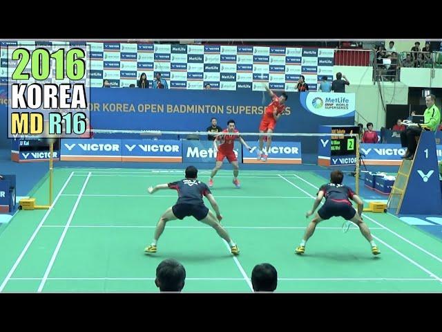 This is Badminton. I can't even blink for a moment.  LeeYongDae, YooYeonSeong, Liu Xiaolong, Lu Kai