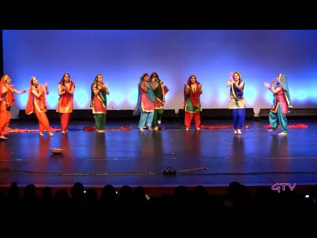 Desi Fusion Giddha @ Tor Punjaban Di 2010