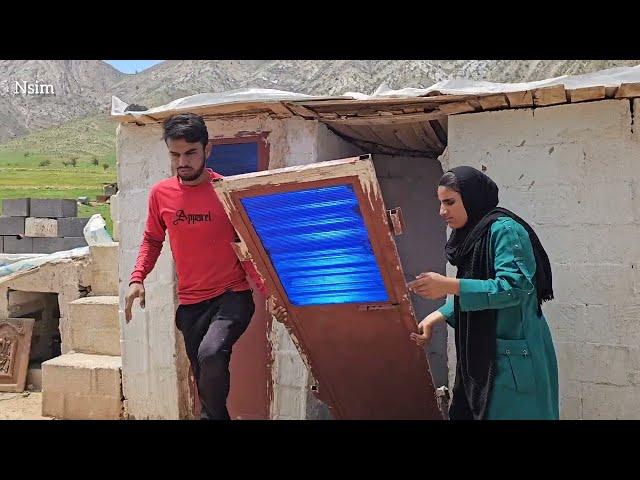 The destruction of the nomadic house: displacement and misery and the pain of crying
