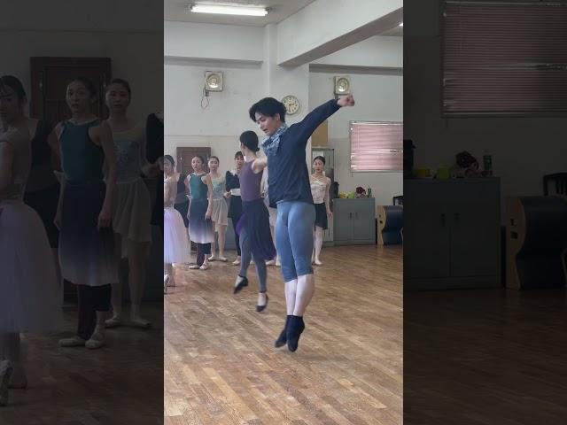 「コッペリア」第1幕よりチャルダッシュ【中川郁、林田翔平】