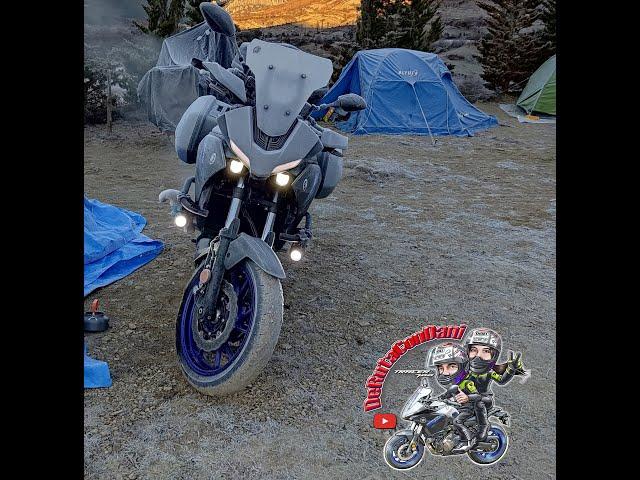 Yamaha tracer 700/7 cargada al máximo para ir de aventura a la reunión de invernal de Arguis 