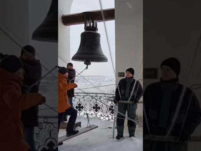 Колокольный звон в Вологодском кремле. Старинные колокола #bellringing