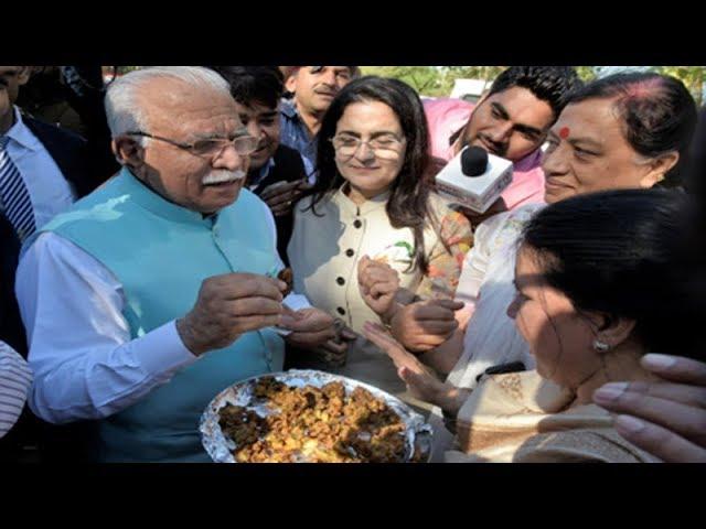 Watch: How CM Khattar mocks Congress’ pakoda politics