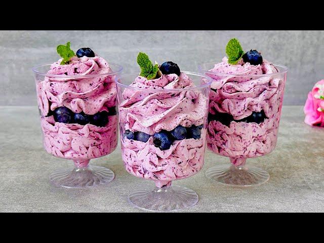 Blueberry and white chocolate mousse recipe. Only 3 ingredients! Easy and Yummy!