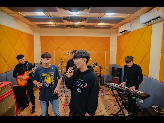 บ้านพี่สกลหนาวเเล้ว - MAN'R x BEARING   Live session