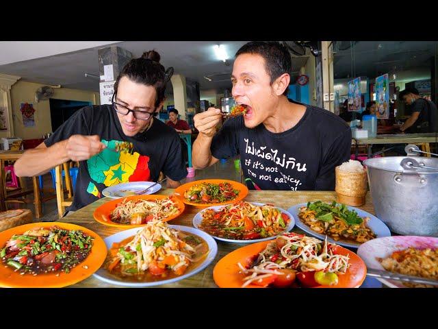 Spicy Thai Street Food ️ GREEN PAPAYA SALAD + Beef Hot Pot! | Food Tour in Khon Kaen, Thailand