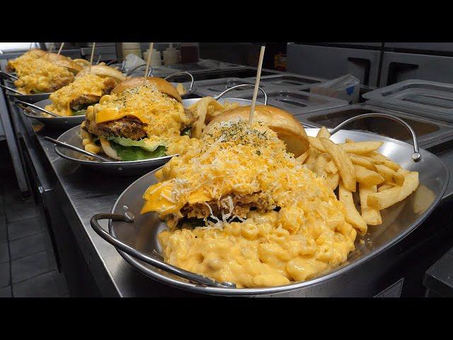 Cheese Bomb! Mac and Cheese Burger - Korean Street Food