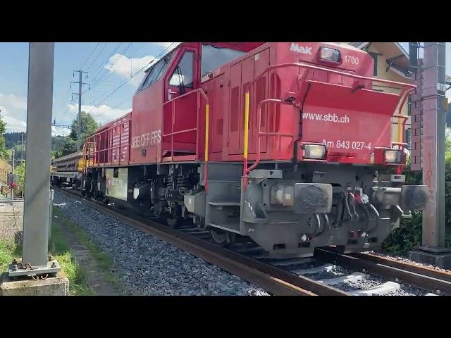 SBB Am 843 mit Gleiswagen in Langnau i.E.